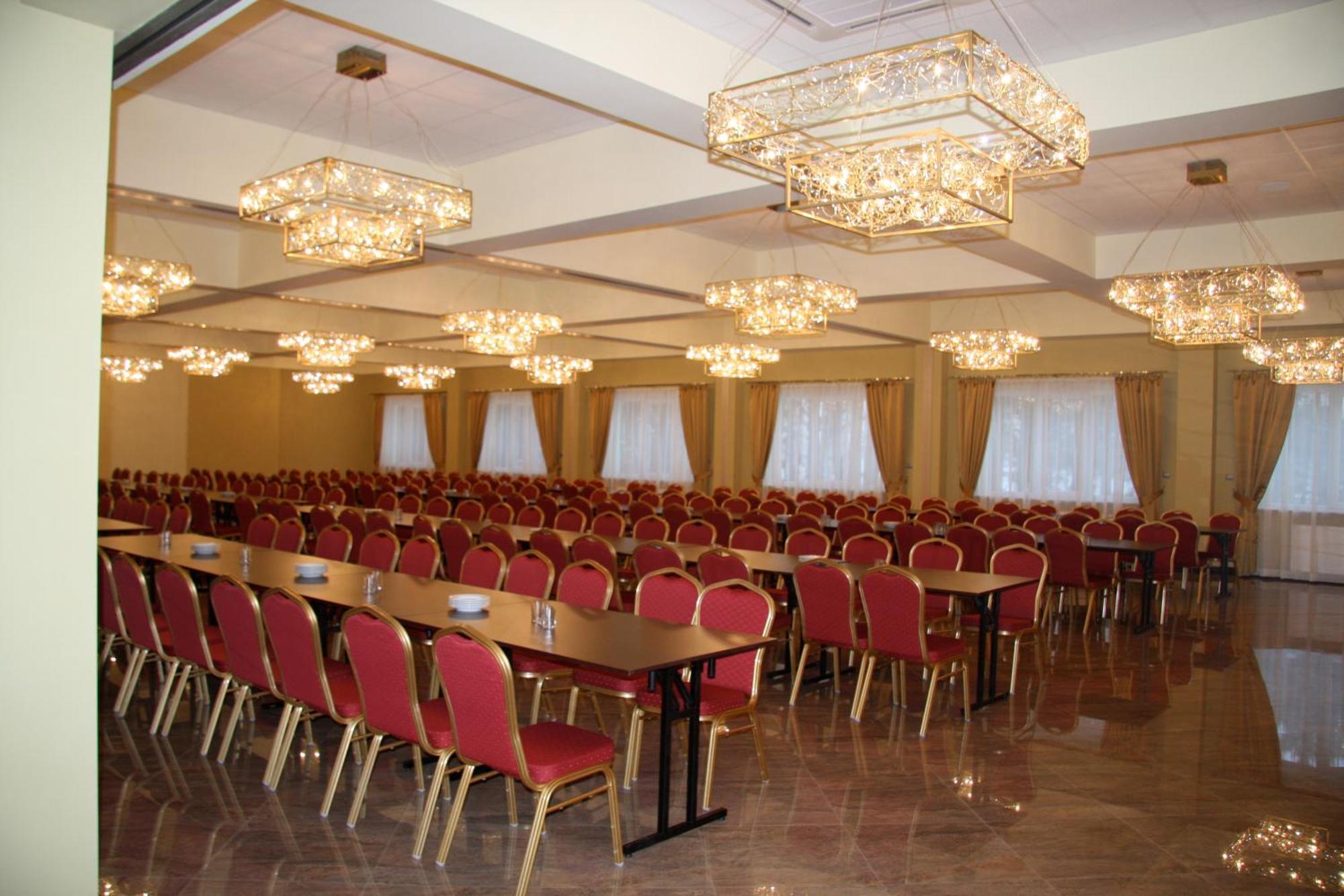 Cztery Wiatry Aparthotel Korytnica  외부 사진